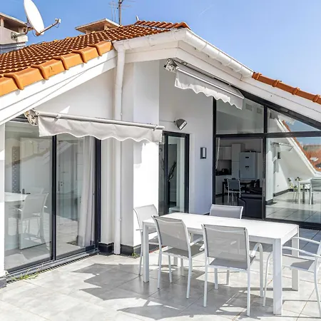 Luxury Penthouse 120 M2 In The Heart Of Cannes