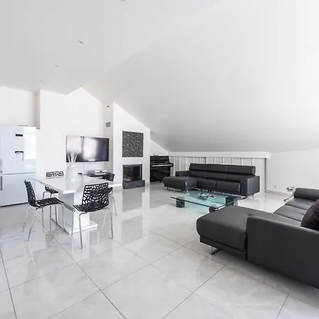 Luxury Penthouse 120 M2 In The Heart Of * Cannes